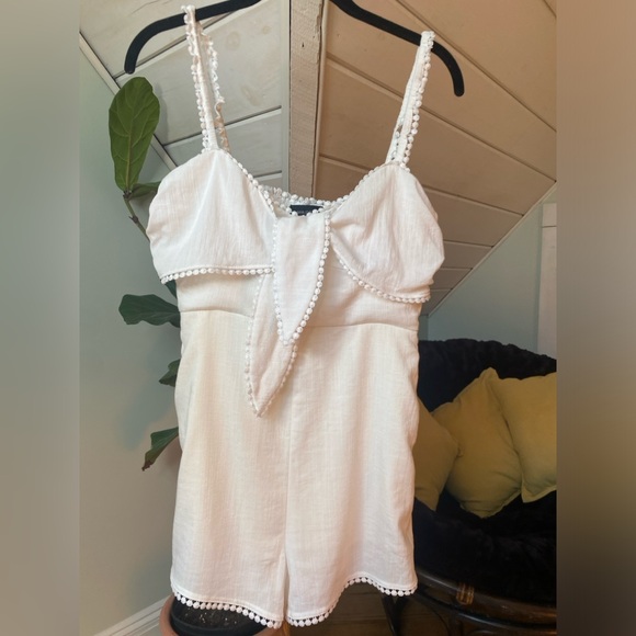 Revolve Majorelle Women’s Small White One Piece Joyce Linen Romper Sleeveless - Picture 1 of 11